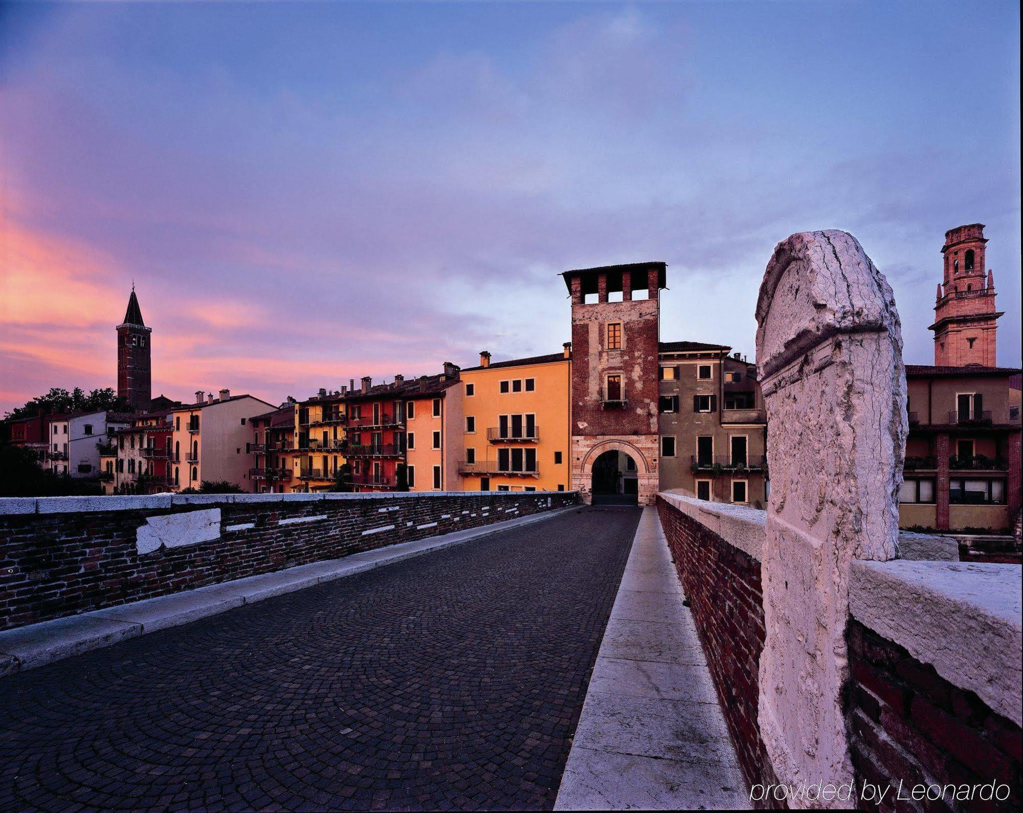 Escalus Luxury Suites Verona Exteriör bild